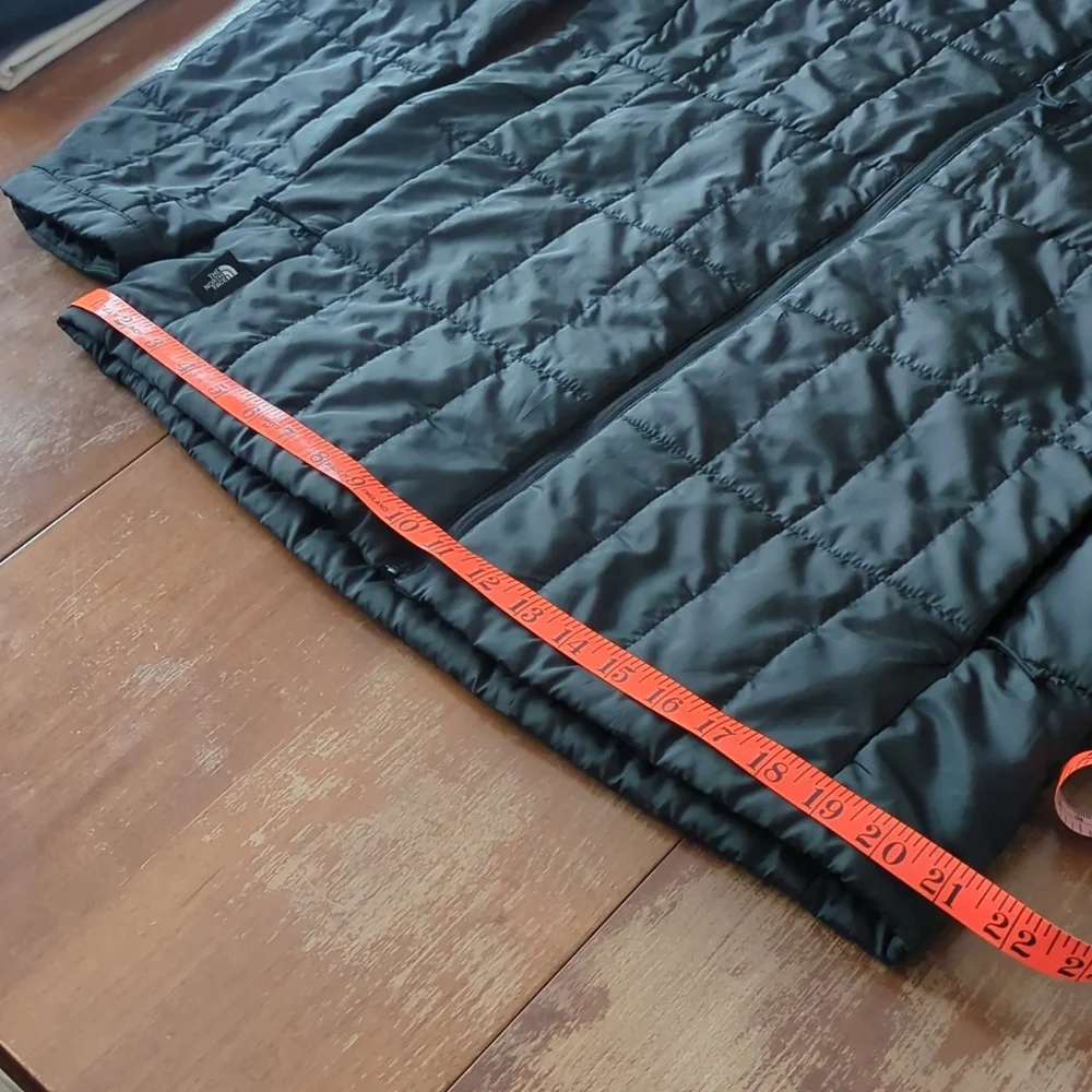 The North Face Women's Circaloft Hoodie - Picture 6 of 9